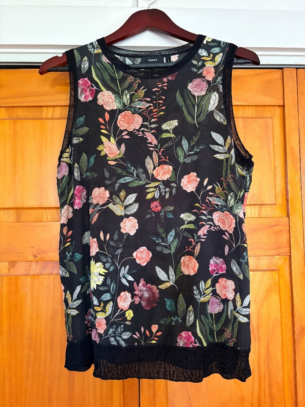 Theory Silk Lewie Floral Tank Blouse Size Large Black, Pink, Green